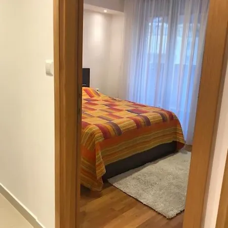 Apartman Likehome 2+2 With Parking Sarajevo